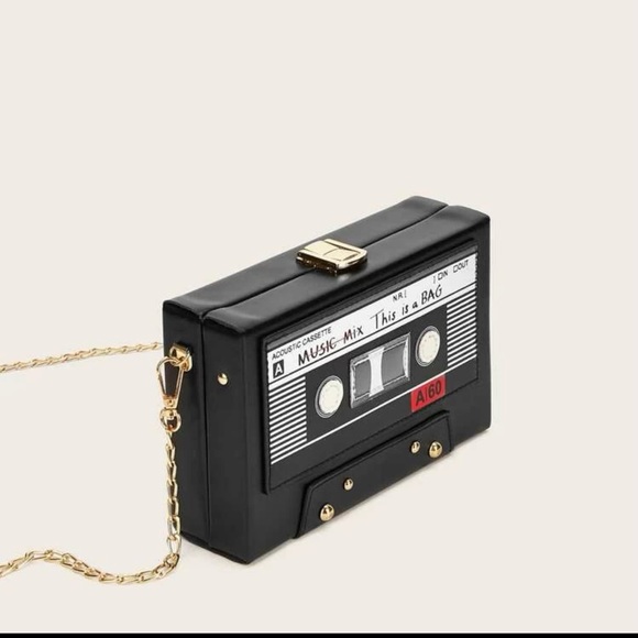 Structured Chain Crossbody Bag ~ Brand New (Medium) - Picture 3 of 13